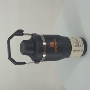 New STANLEY Ice flow Tumbler  Cup 20 Oz Twilight Blue Anti Spill
